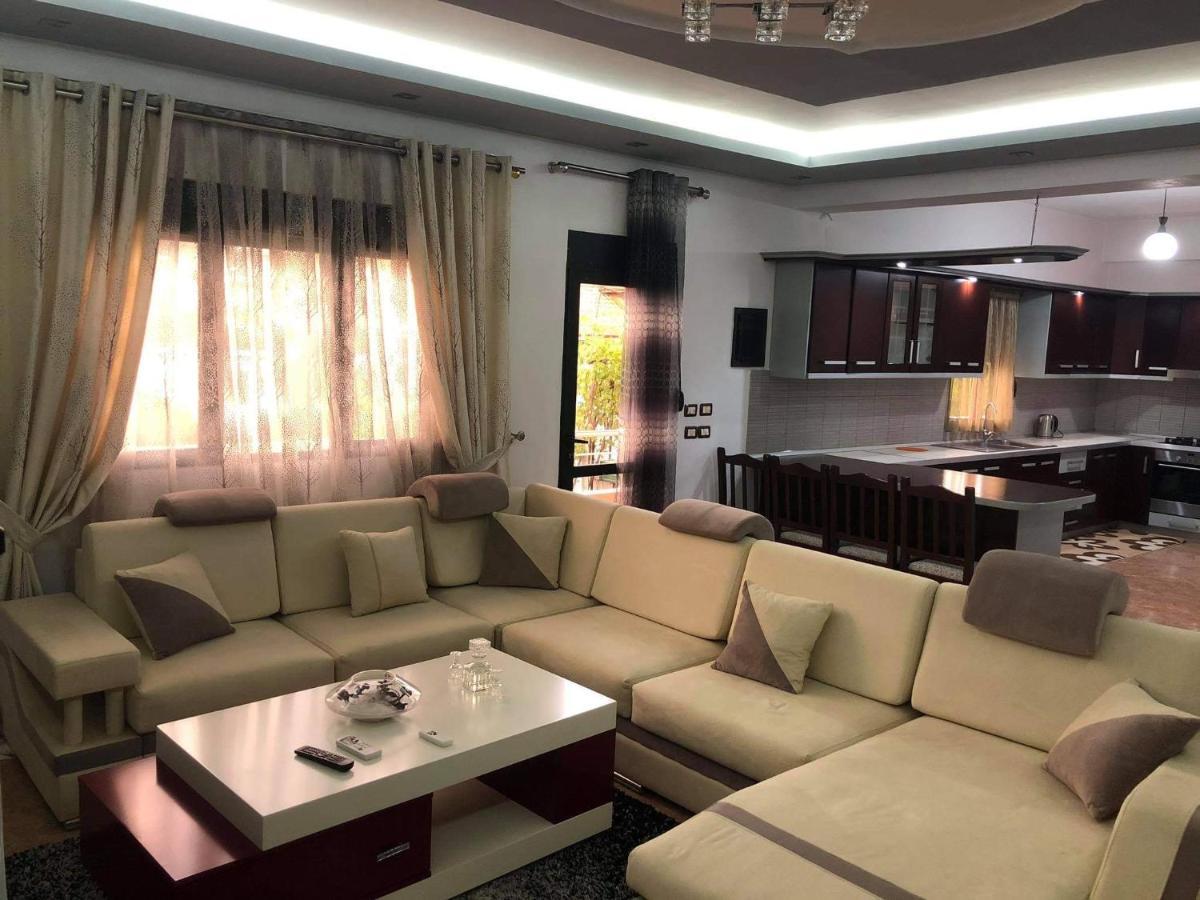 The Olive View Apartment By Ceni, Elbasan Esterno foto